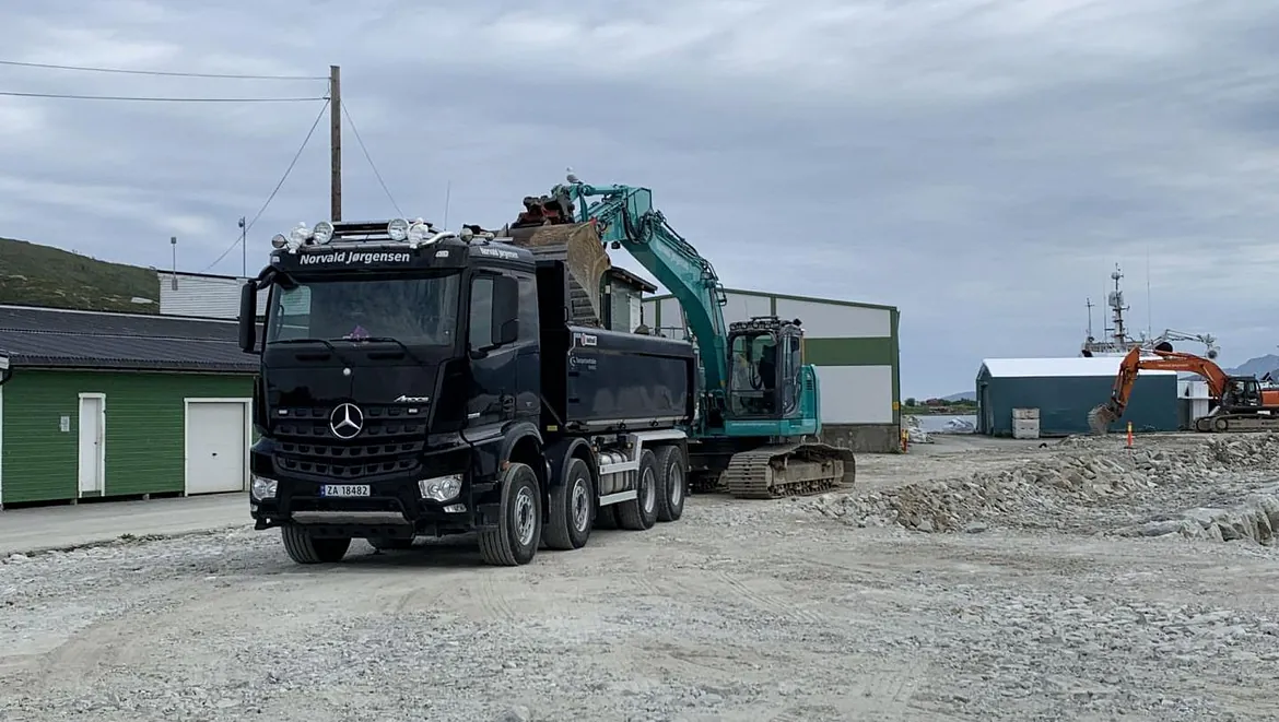 Kai og fyllingsarbeid – Botnhamn